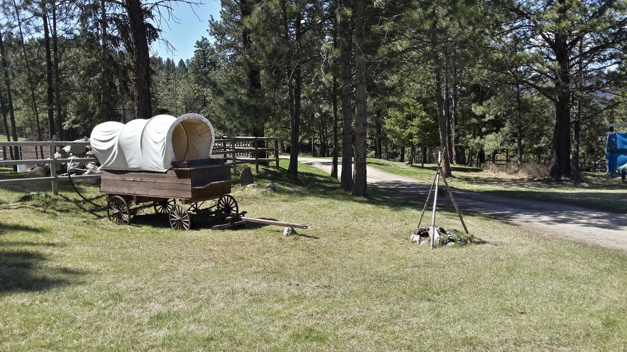 Bed and Breakfast Lonesome Dove Ranch à Kalispell Extérieur photo