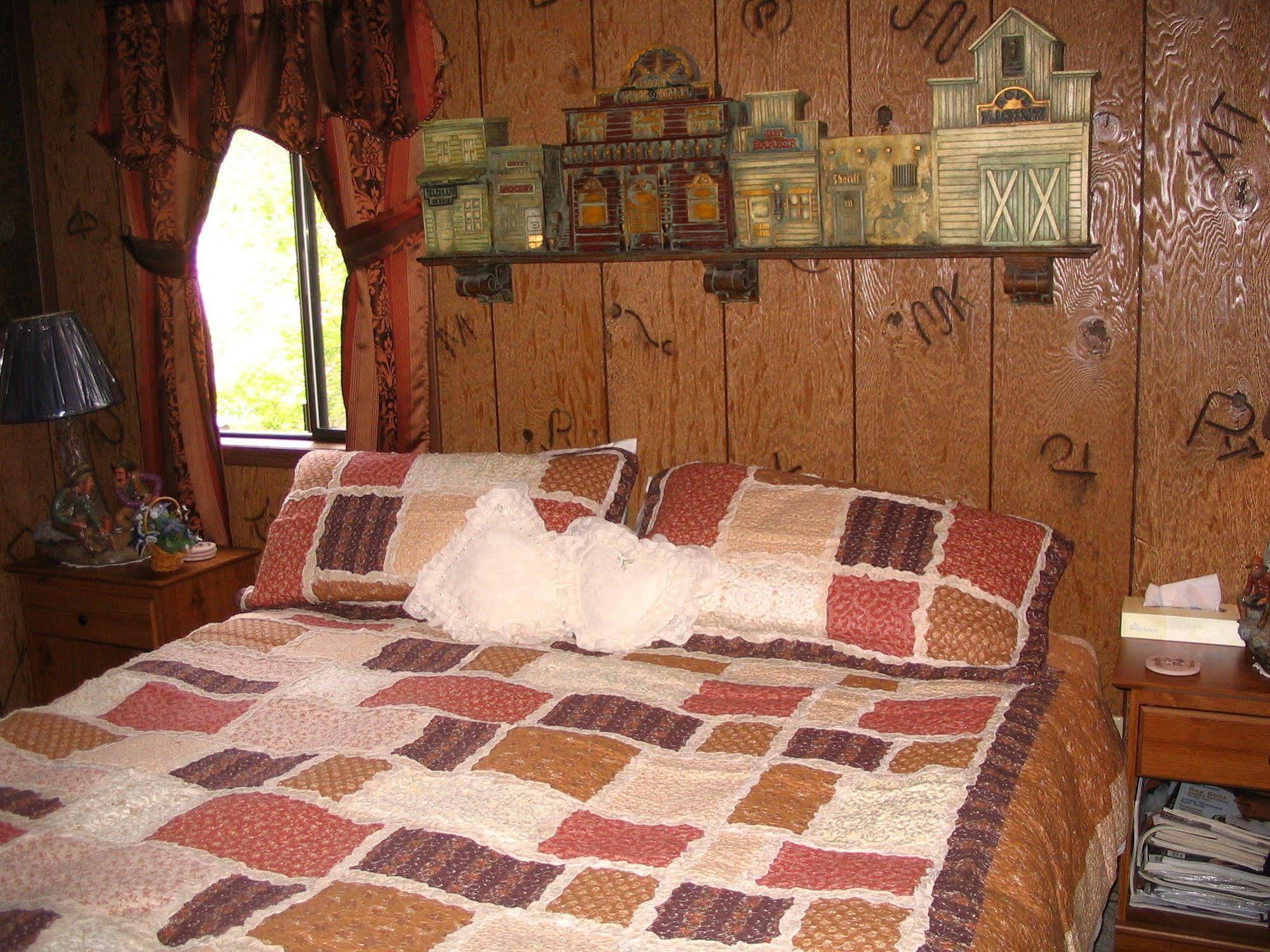 Bed and Breakfast Lonesome Dove Ranch à Kalispell Extérieur photo