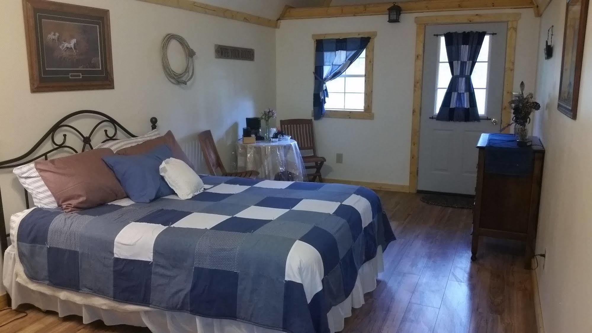 Bed and Breakfast Lonesome Dove Ranch à Kalispell Extérieur photo
