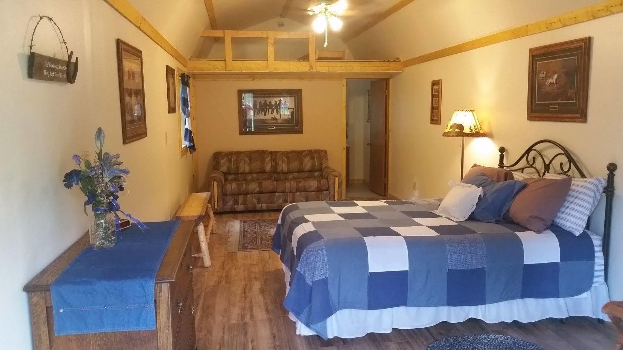 Bed and Breakfast Lonesome Dove Ranch à Kalispell Extérieur photo